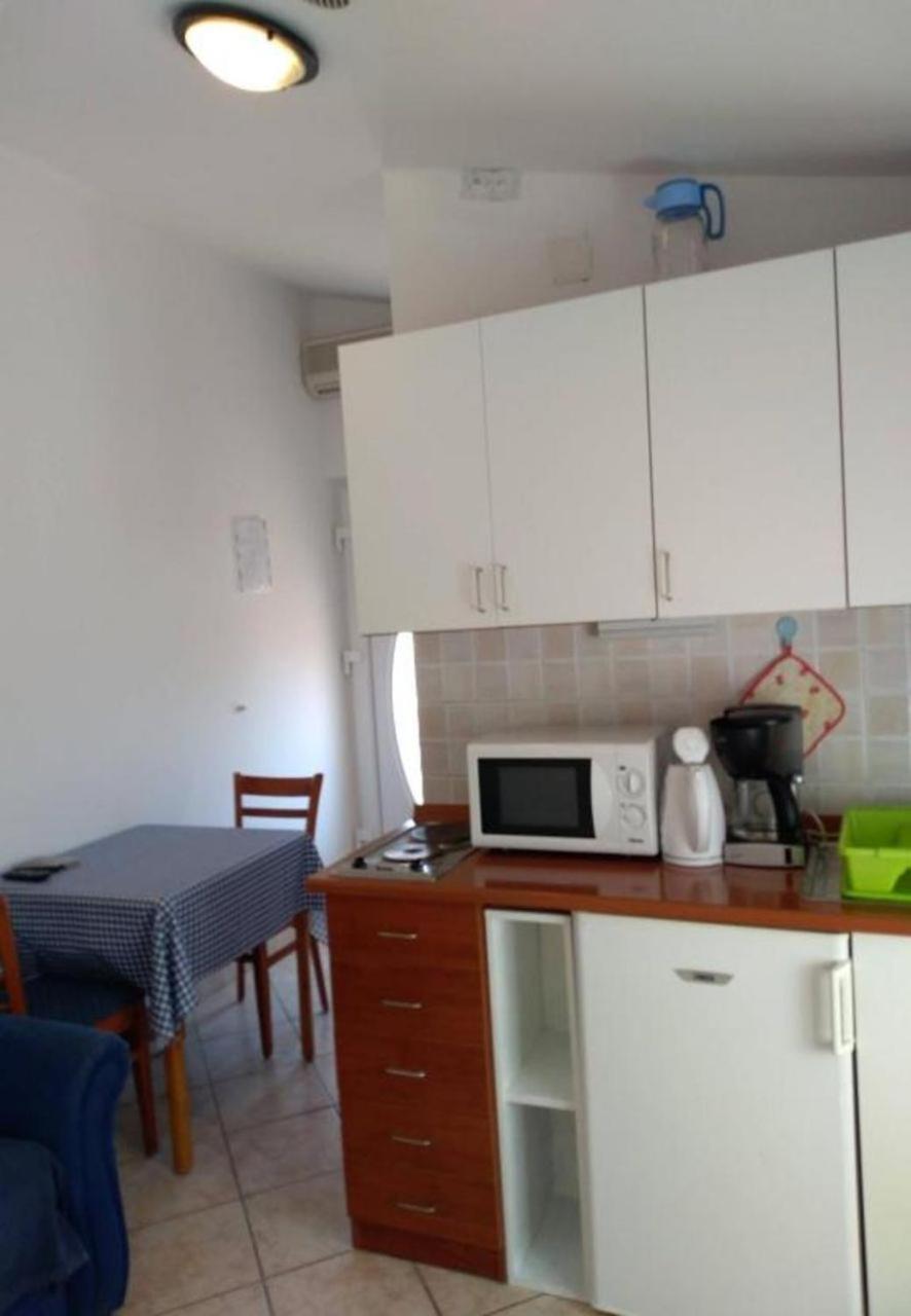 Apartments Dobri - 500M From Beach Nin Exteriör bild