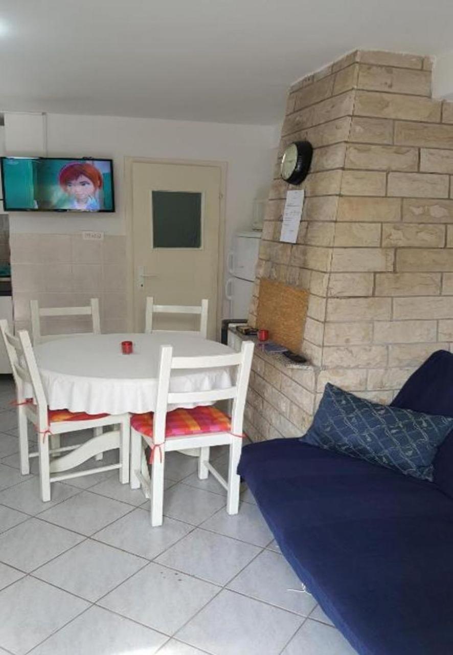 Apartments Dobri - 500M From Beach Nin Exteriör bild