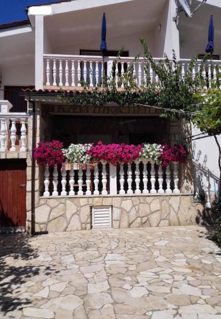 Apartments Dobri - 500M From Beach Nin Exteriör bild